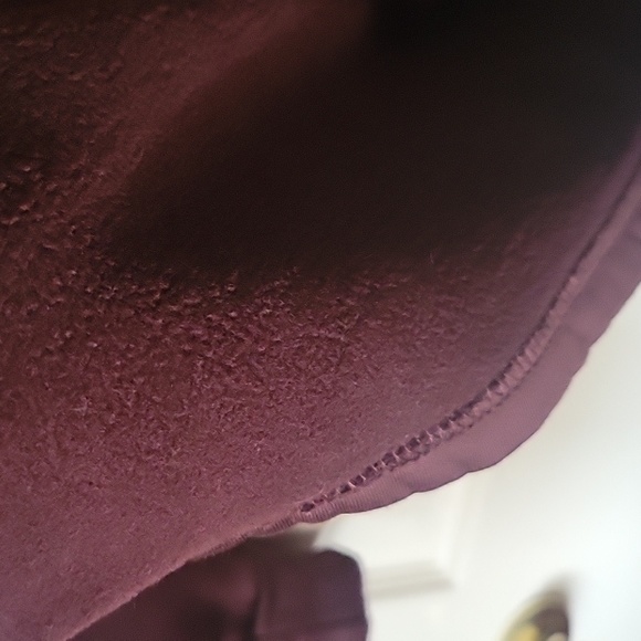 Yogalicious scuba pullover - Picture 9 of 9